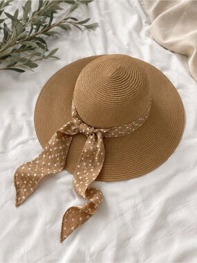 NWOT Tan Wide Brim Straw Sun Hat with Polka Dot Ribbon| Women’s Summer Beach Hat